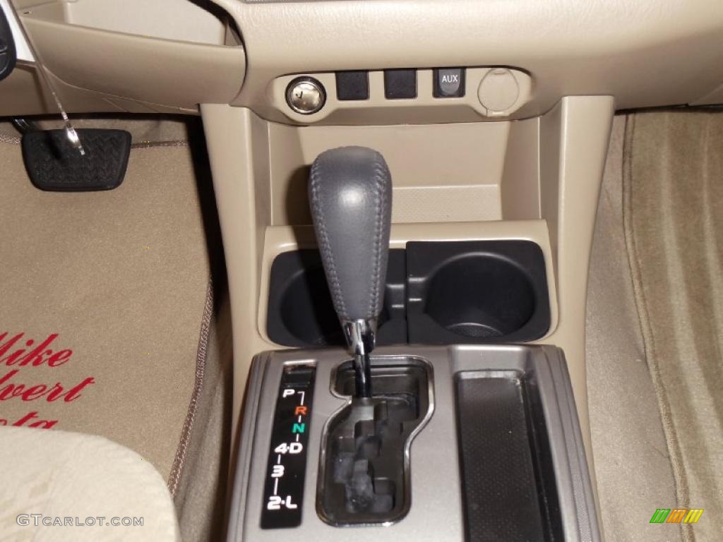 2010 Tacoma V6 SR5 PreRunner Double Cab - Pyrite Mica / Sand Beige photo #16