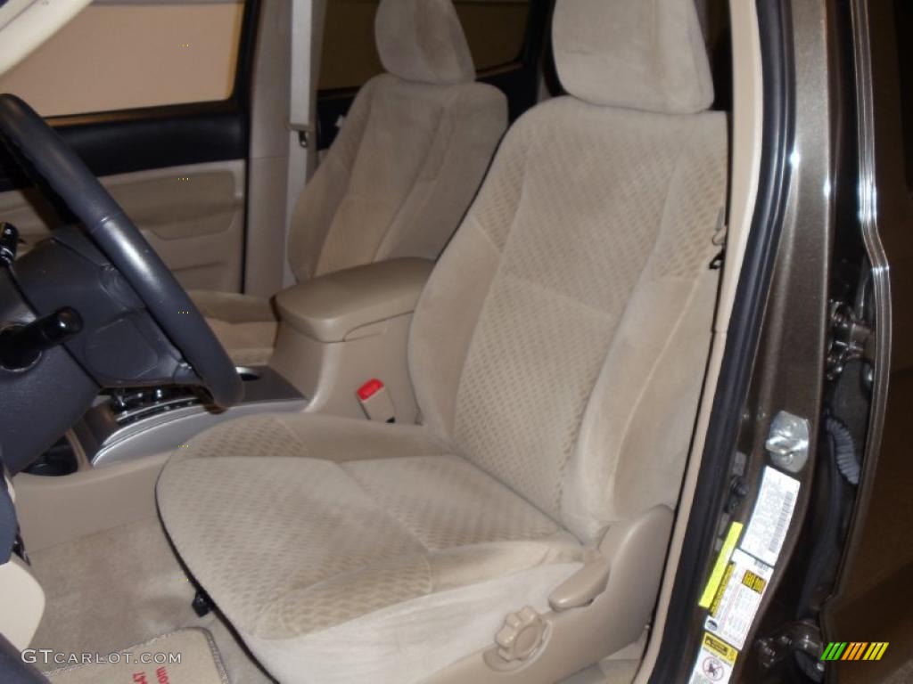 2010 Tacoma V6 SR5 PreRunner Double Cab - Pyrite Mica / Sand Beige photo #18