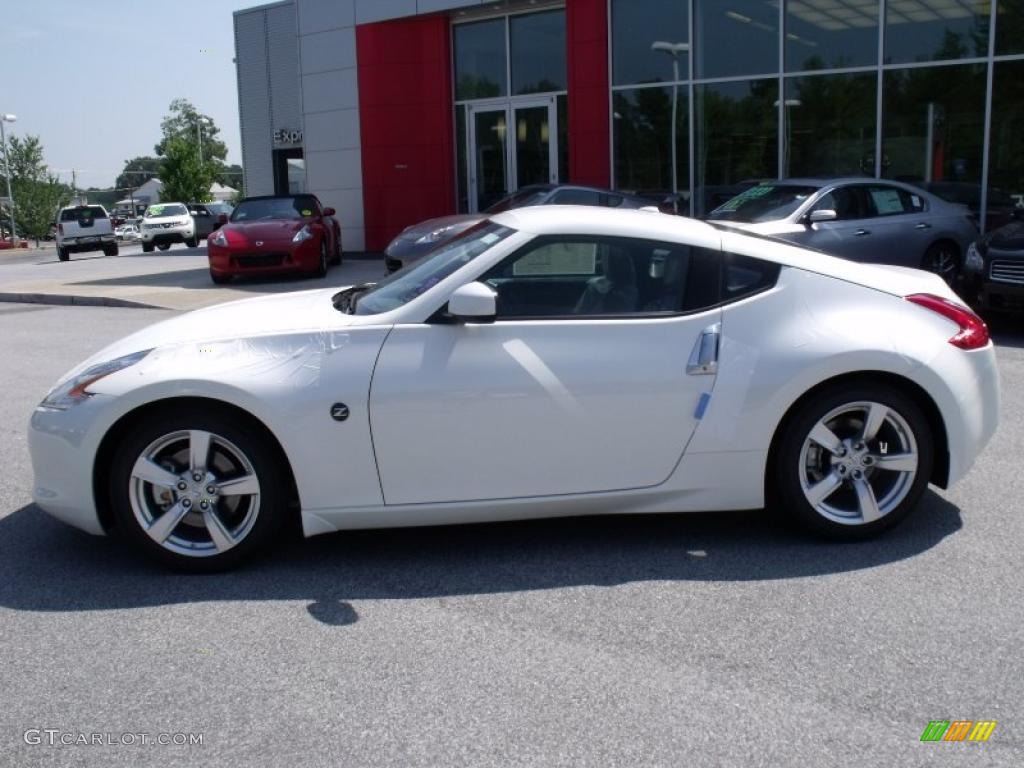 2010 370Z Touring Coupe - Pearl White / Gray Leather photo #2