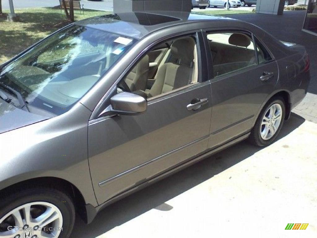 2007 Accord EX Sedan - Carbon Bronze Pearl / Ivory photo #20
