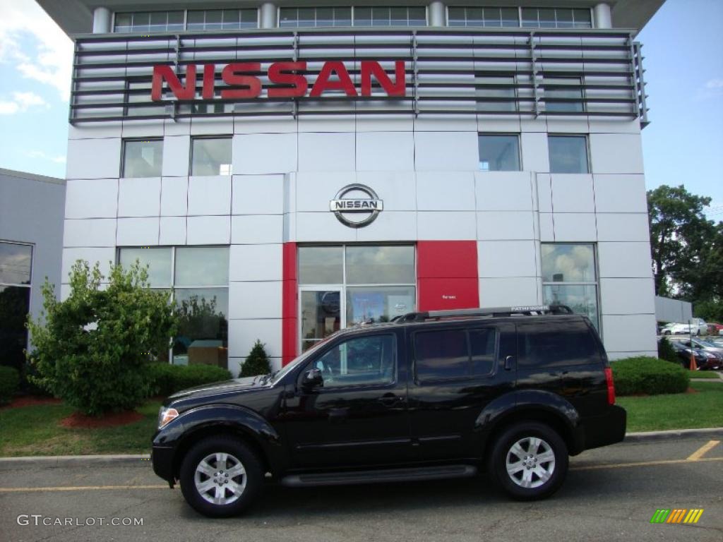 2007 Pathfinder LE 4x4 - Super Black / Graphite photo #3