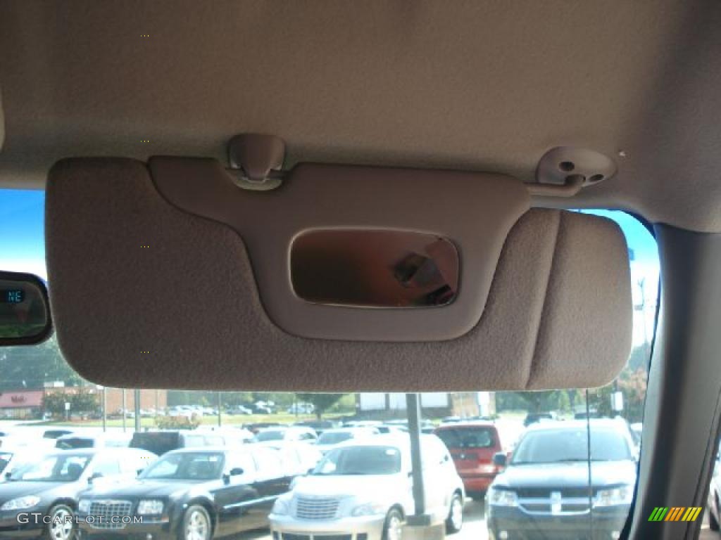 1999 Silverado 1500 LS Extended Cab 4x4 - Victory Red / Graphite photo #19