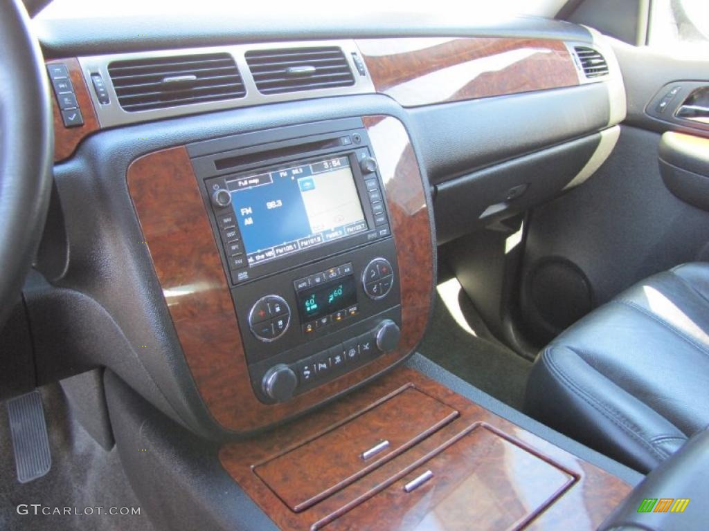 2007 Tahoe LTZ 4x4 - Black / Ebony photo #10