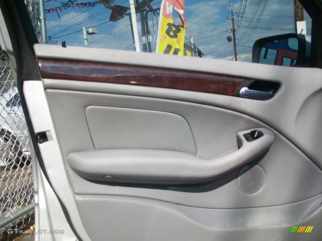 2002 3 Series 330i Sedan - Titanium Silver Metallic / Black photo #5