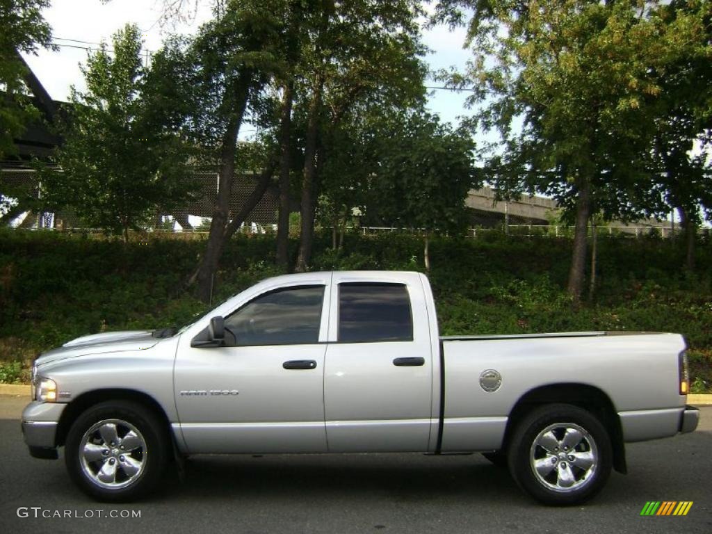 2005 Ram 1500 SLT Quad Cab - Bright Silver Metallic / Dark Slate Gray photo #5