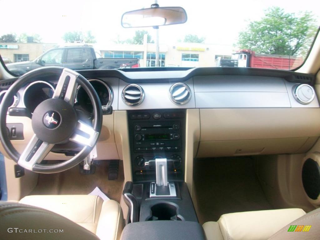 2007 Mustang GT Premium Coupe - Windveil Blue Metallic / Medium Parchment photo #9