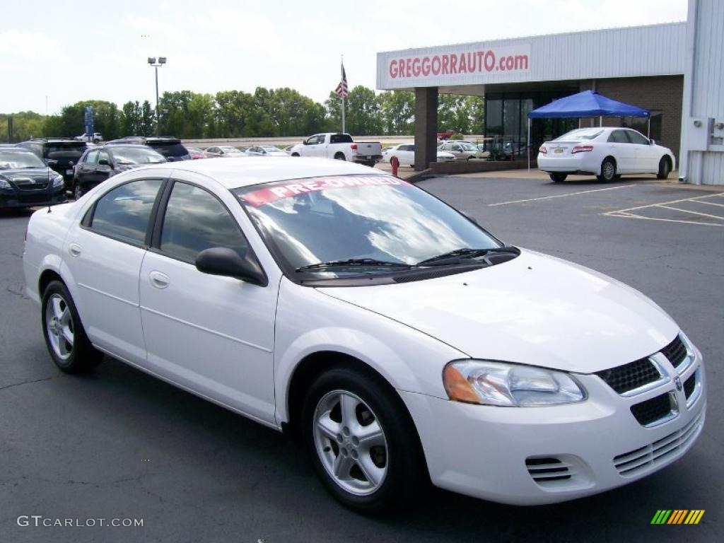 2004 Stratus SXT Sedan - Stone White / Dark Slate Gray photo #1