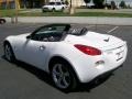 Pure White - Solstice GXP Roadster Photo No. 3