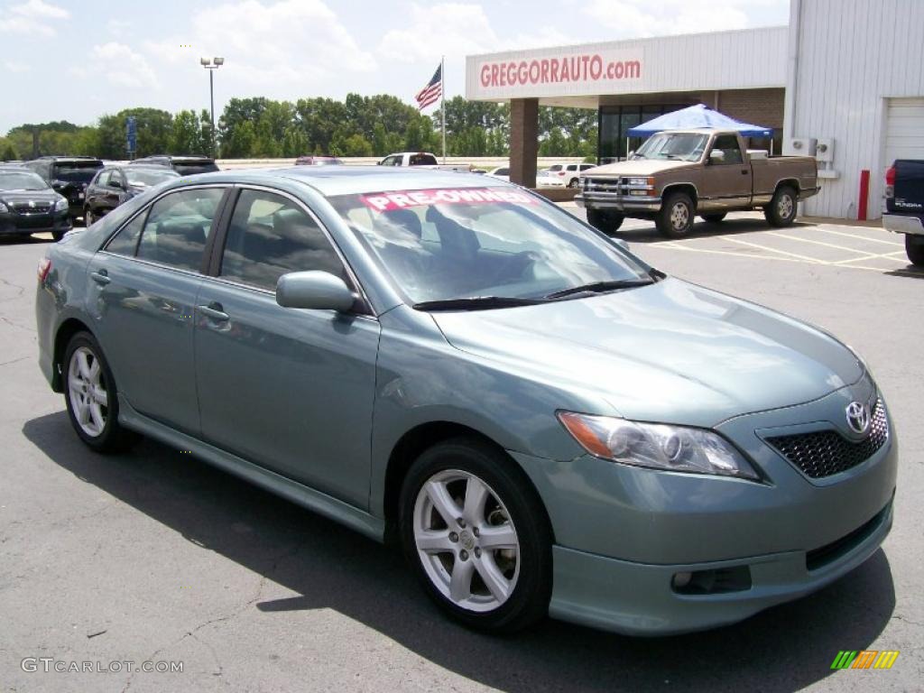 2007 Camry SE - Aloe Green Metallic / Dark Charcoal photo #1