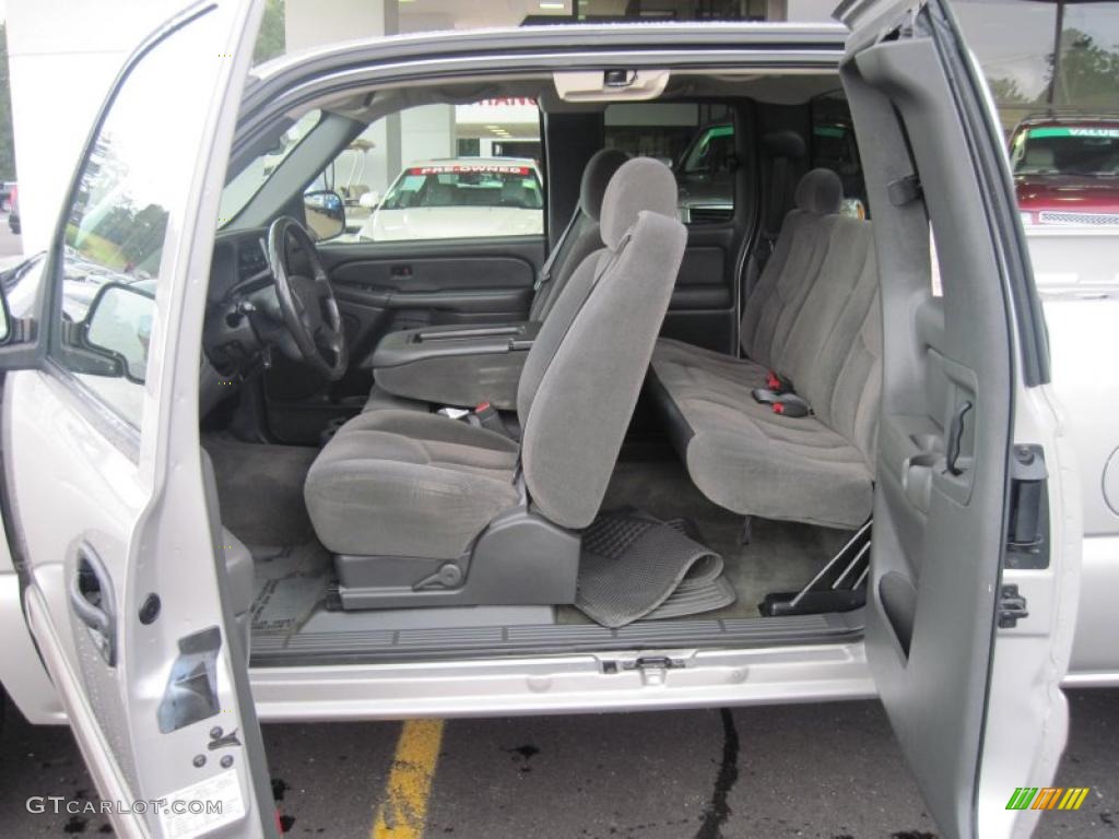 2004 Silverado 1500 LS Extended Cab - Silver Birch Metallic / Dark Charcoal photo #13