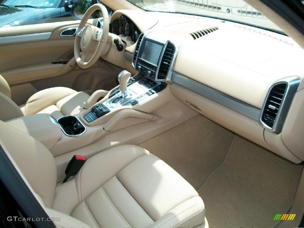 2011 Cayenne Turbo - Black / Luxor Beige photo #30