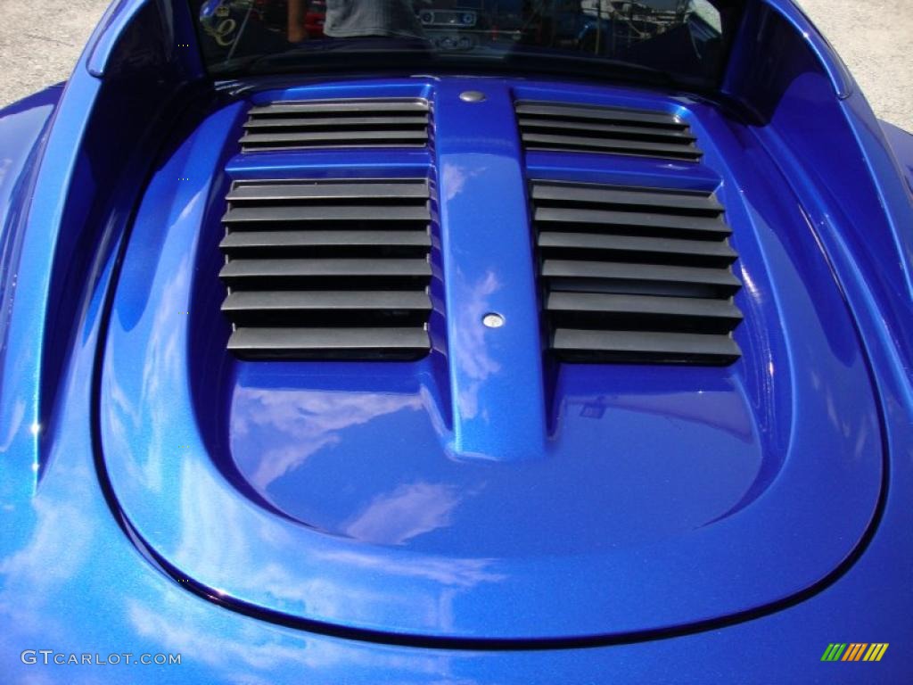 2005 Elise  - Magnetic Blue / Blue photo #30