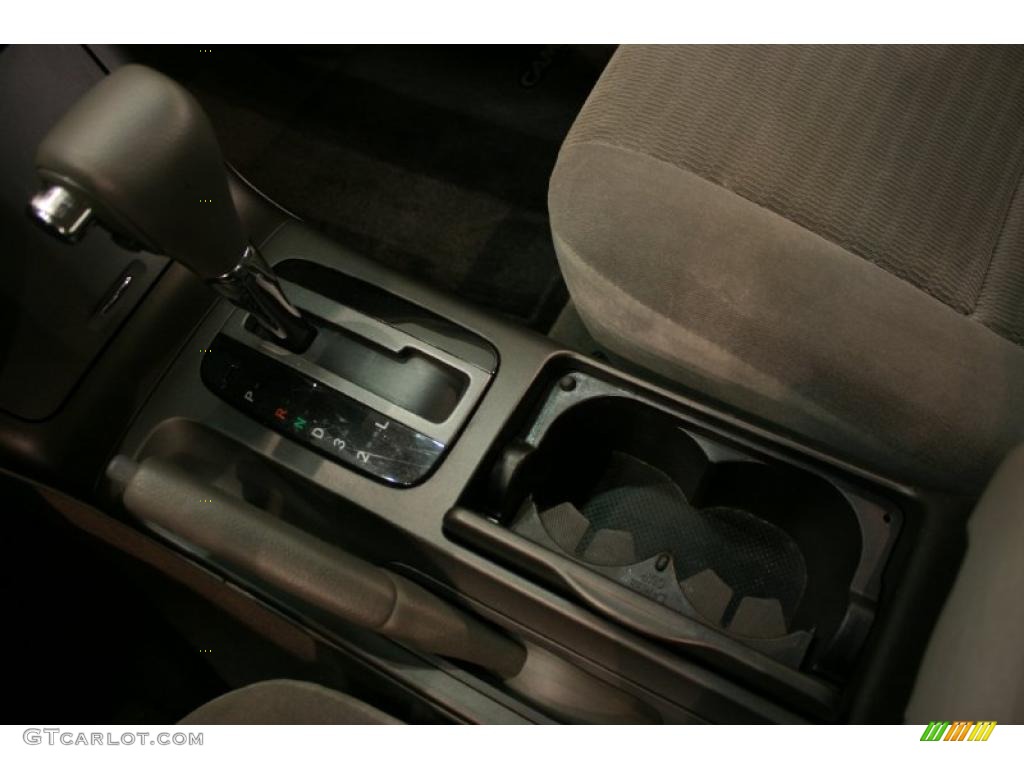 2006 Camry LE - Aspen Green Pearl / Stone Gray photo #16