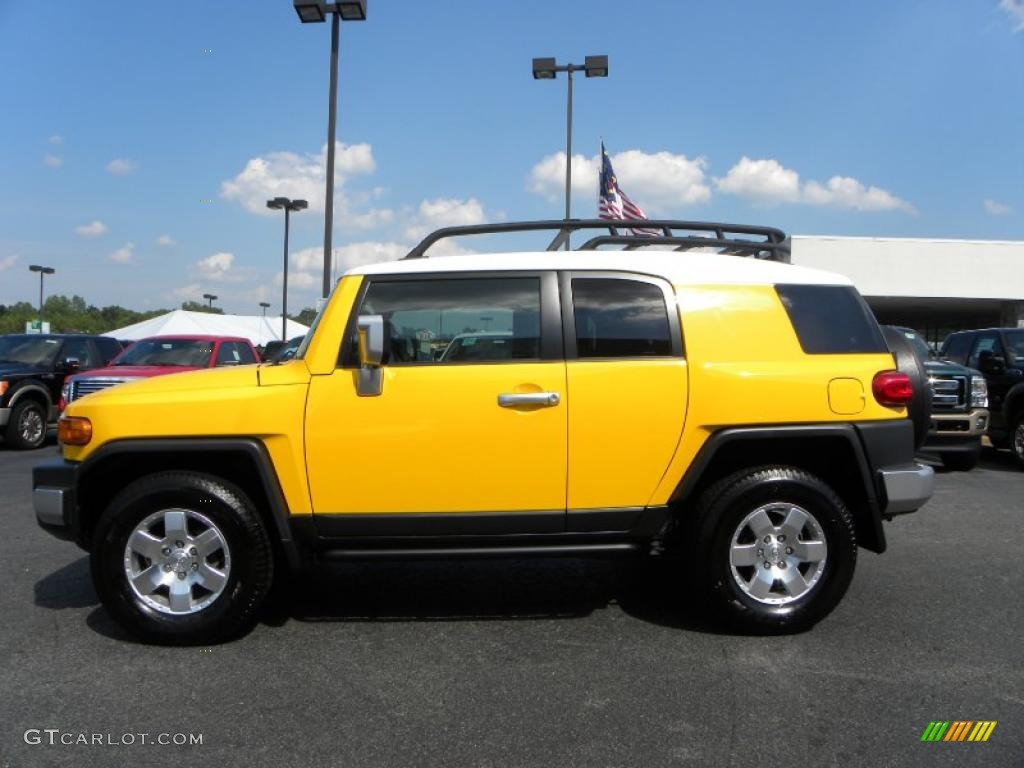 2007 FJ Cruiser 4WD - Sun Fusion / Dark Charcoal photo #5