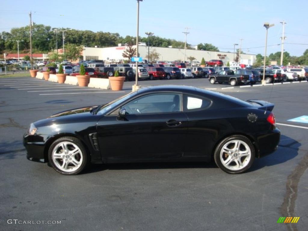 2005 Tiburon GT - Obsidian Black / Black/Red photo #6