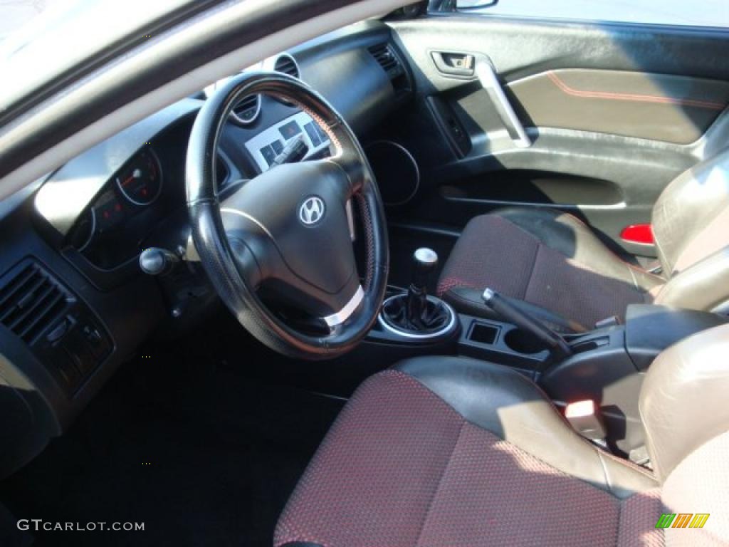 2005 Tiburon GT - Obsidian Black / Black/Red photo #14