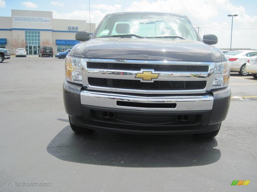 2010 Silverado 1500 LS Regular Cab 4x4 - Taupe Gray Metallic / Dark Titanium photo #2