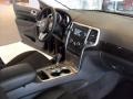 2011 Brilliant Black Crystal Pearl Jeep Grand Cherokee Laredo 4x4  photo #24
