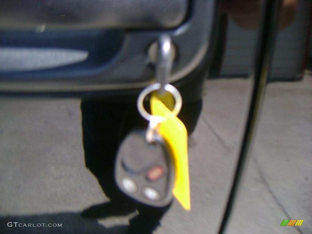 2005 Silverado 3500 LT Crew Cab 4x4 Dually - Black / Dark Charcoal photo #10