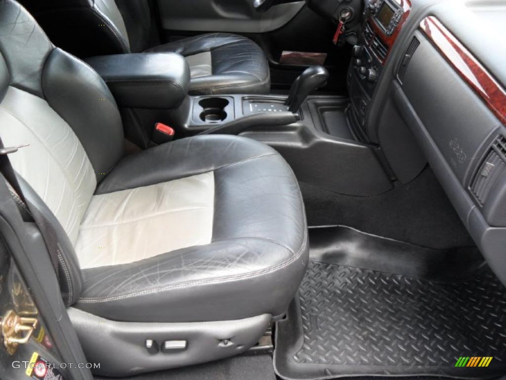 2004 Grand Cherokee Overland 4x4 - Graphite Metallic / Dark Slate Gray photo #20