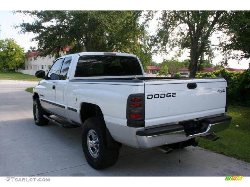 1998 Ram 1500 Laramie SLT Extended Cab 4x4 - Bright White / Gray photo #6