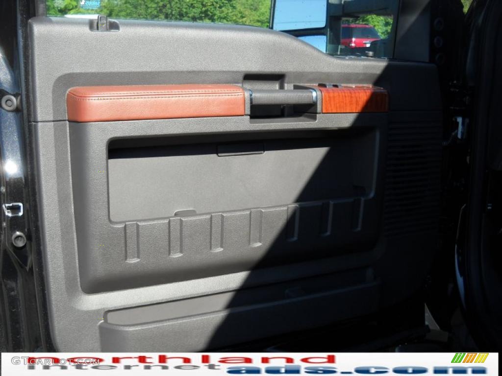 2011 F450 Super Duty King Ranch Crew Cab 4x4 Dually - Tuxedo Black Metallic / Chapparal Leather photo #9