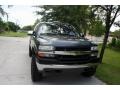 2001 Medium Charcoal Gray Metallic Chevrolet Silverado 2500HD LS Extended Cab 4x4  photo #17