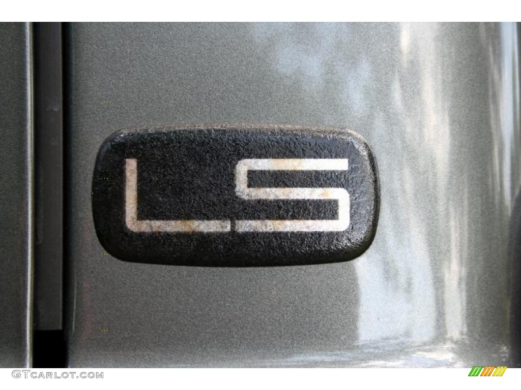 2001 Silverado 2500HD LS Extended Cab 4x4 - Medium Charcoal Gray Metallic / Medium Gray photo #113