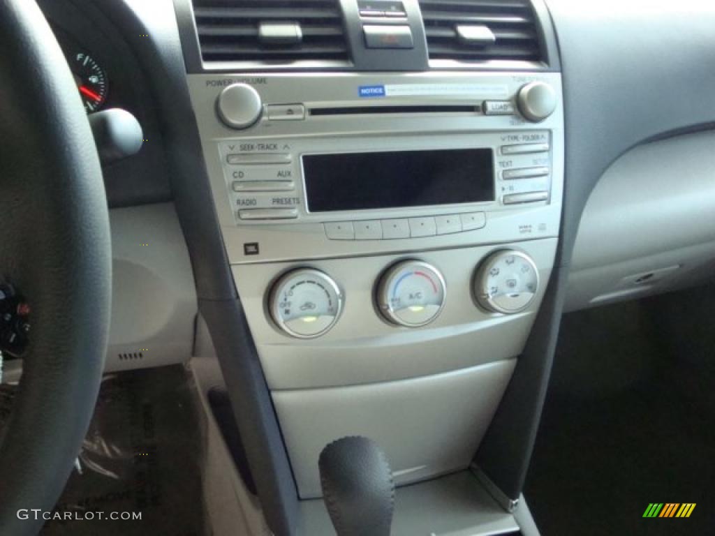 2011 Camry SE - Black / Ash photo #13