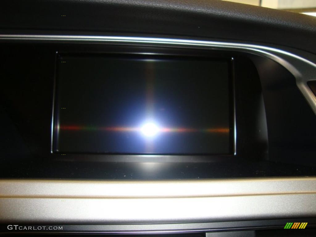 2011 A4 2.0T quattro Sedan - Meteor Grey Pearl / Black photo #26