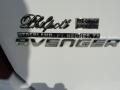 Stone White - Avenger SXT Photo No. 21