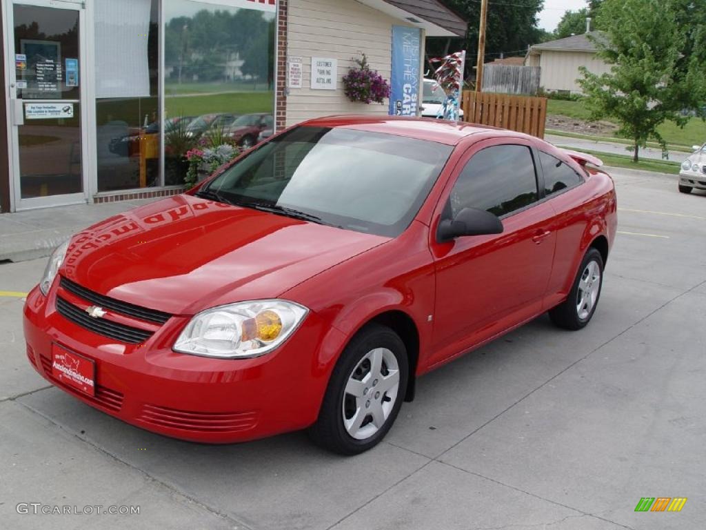 2007 Cobalt LS Coupe - Victory Red / Gray photo #3