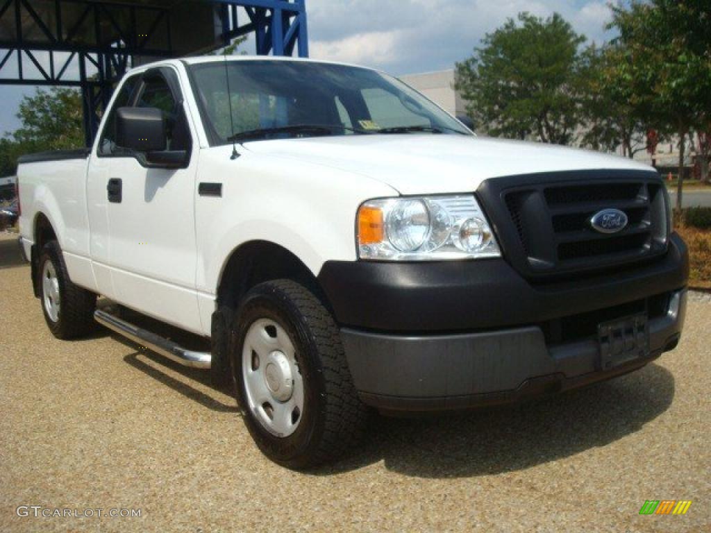 2005 F150 XL Regular Cab - Oxford White / Medium Flint Grey photo #8