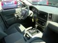 Black - Grand Cherokee Laredo 4x4 Photo No. 46