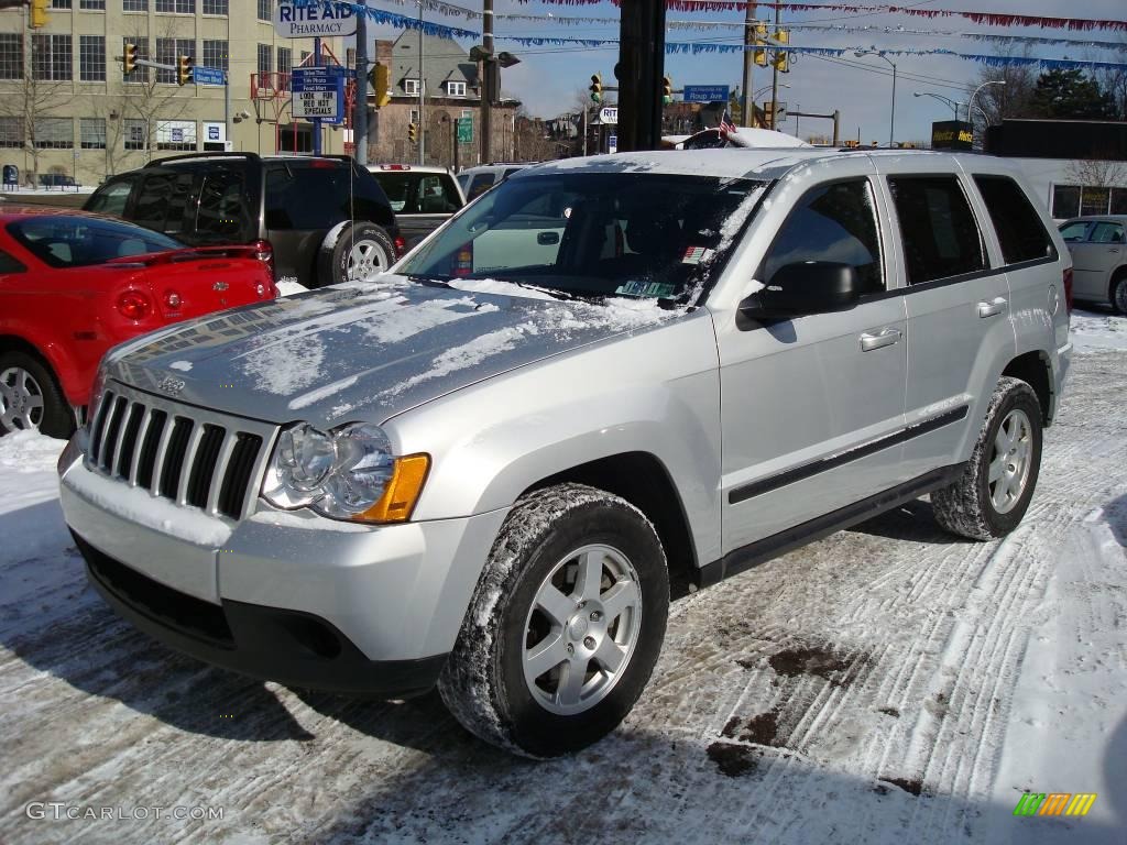 2008 Grand Cherokee Laredo 4x4 - Bright Silver Metallic / Dark Slate Gray photo #5