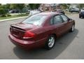 2004 Merlot Metallic Ford Taurus SE Sedan  photo #4