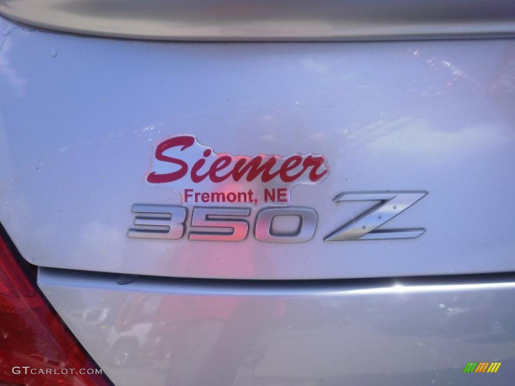2004 350Z Touring Coupe - Chrome Silver Metallic / Burnt Orange photo #15