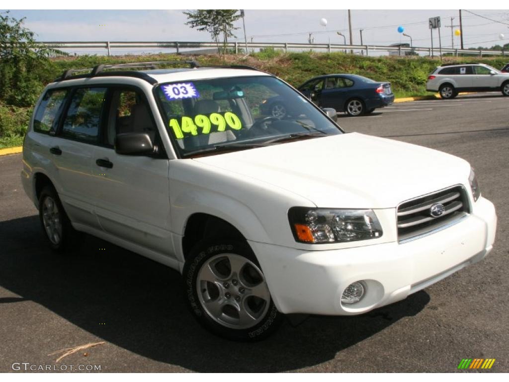 2003 Forester 2.5 XS - Aspen White / Gray photo #3