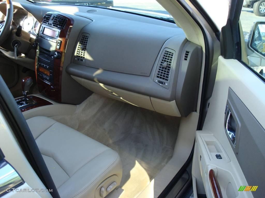2006 SRX V6 - Sand Storm / Cashmere photo #21