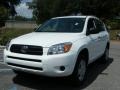 Super White - RAV4 I4 Photo No. 1