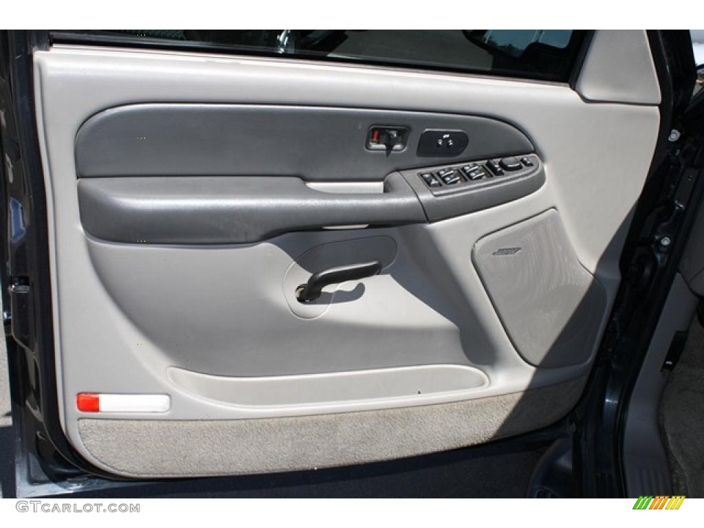 2003 Suburban 1500 4x4 - Black / Tan/Neutral photo #5