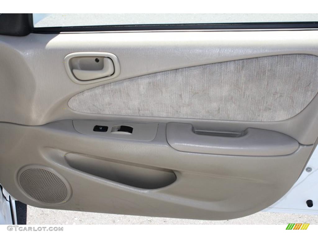 1999 Corolla LE - Super White / Pebble Beige photo #8