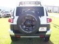 Iceberg White - FJ Cruiser 4WD Photo No. 8