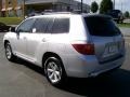 2010 Classic Silver Metallic Toyota Highlander SE  photo #3