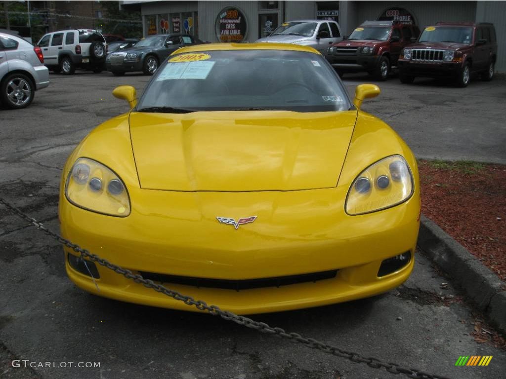 2005 Corvette Coupe - Millenium Yellow / Cashmere photo #2