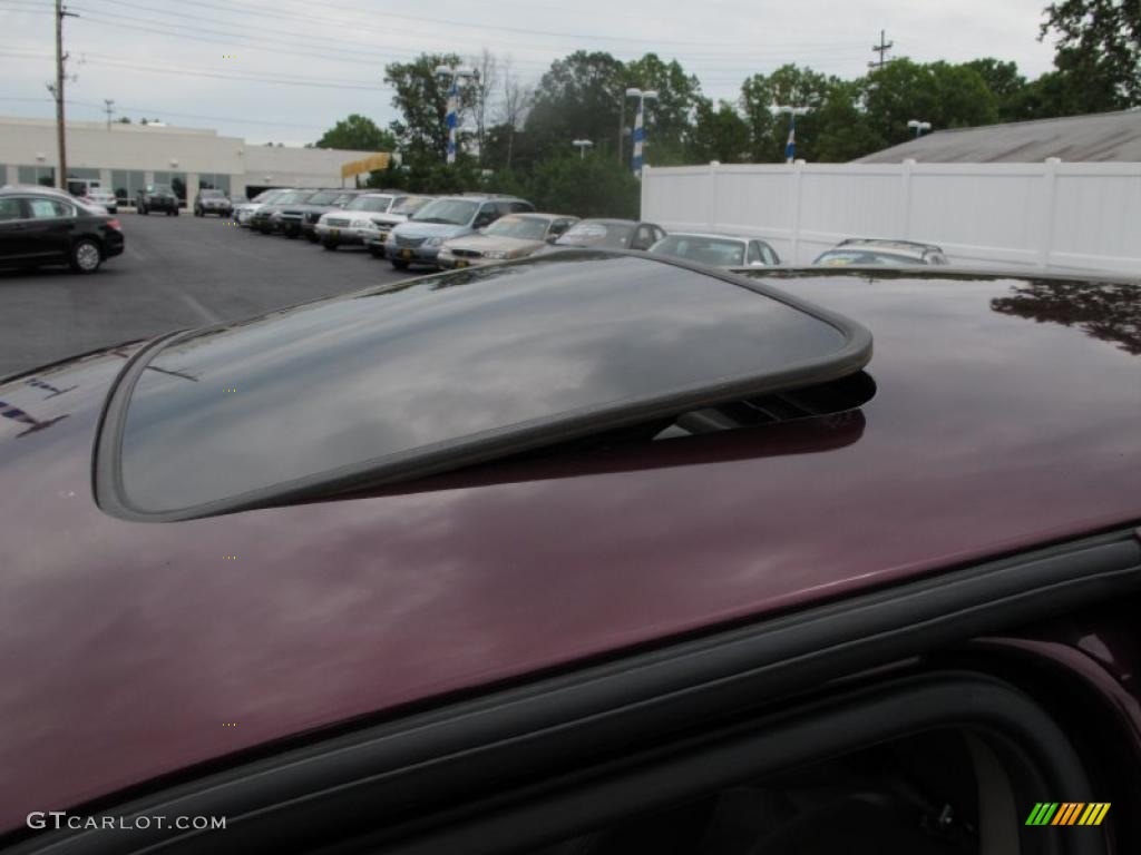 2001 PT Cruiser Limited - Deep Cranberry Pearl / Taupe/Pearl Beige photo #10