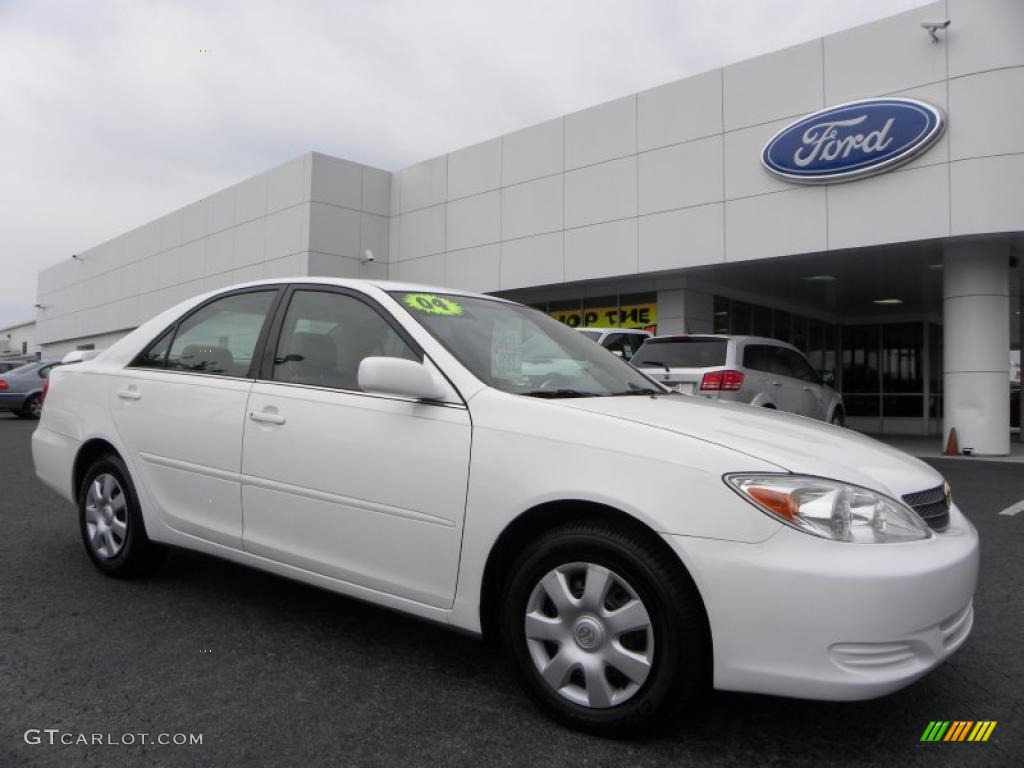 Super White Toyota Camry