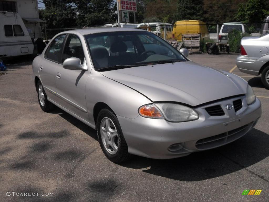 2000 Elantra GLS Sedan - Sandalwood / Gray photo #2
