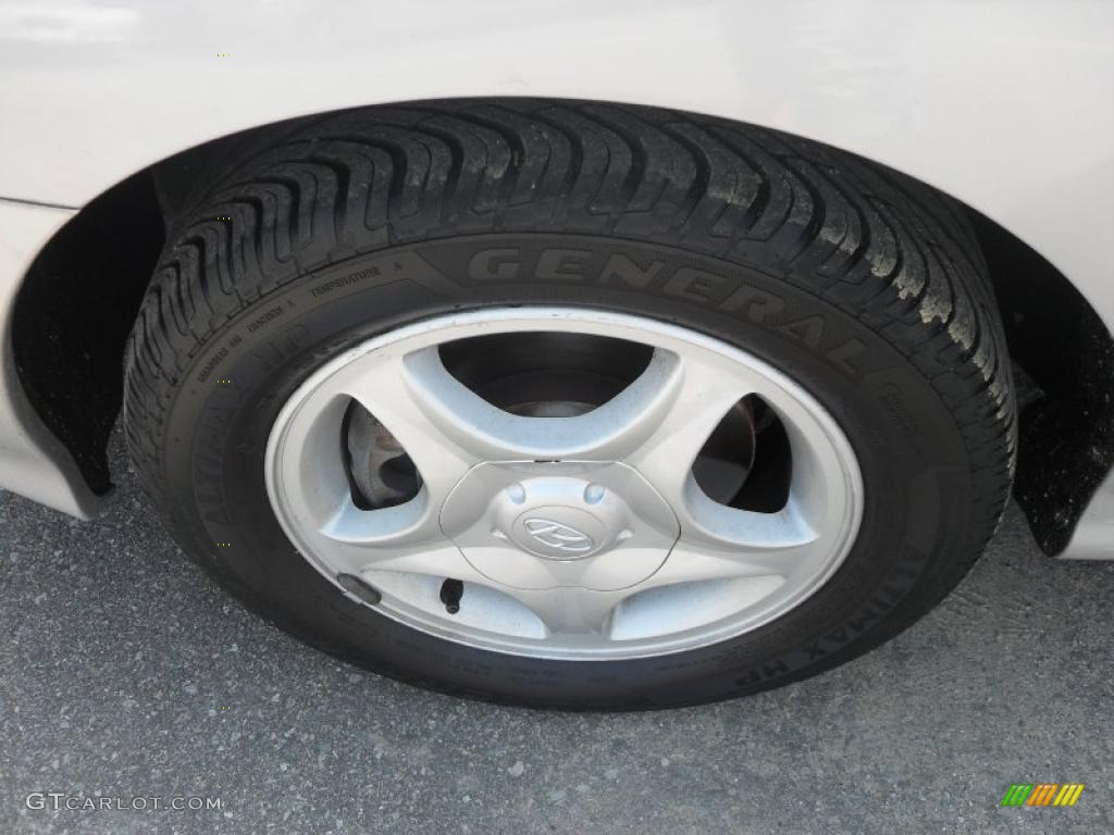 2000 Elantra GLS Sedan - Sandalwood / Gray photo #9