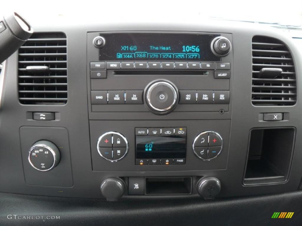 2010 Silverado 1500 LT Crew Cab 4x4 - Summit White / Ebony photo #13